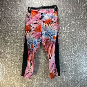 Nike Dri-Fit womens crop floral print leggings Size Small Polyester Blend